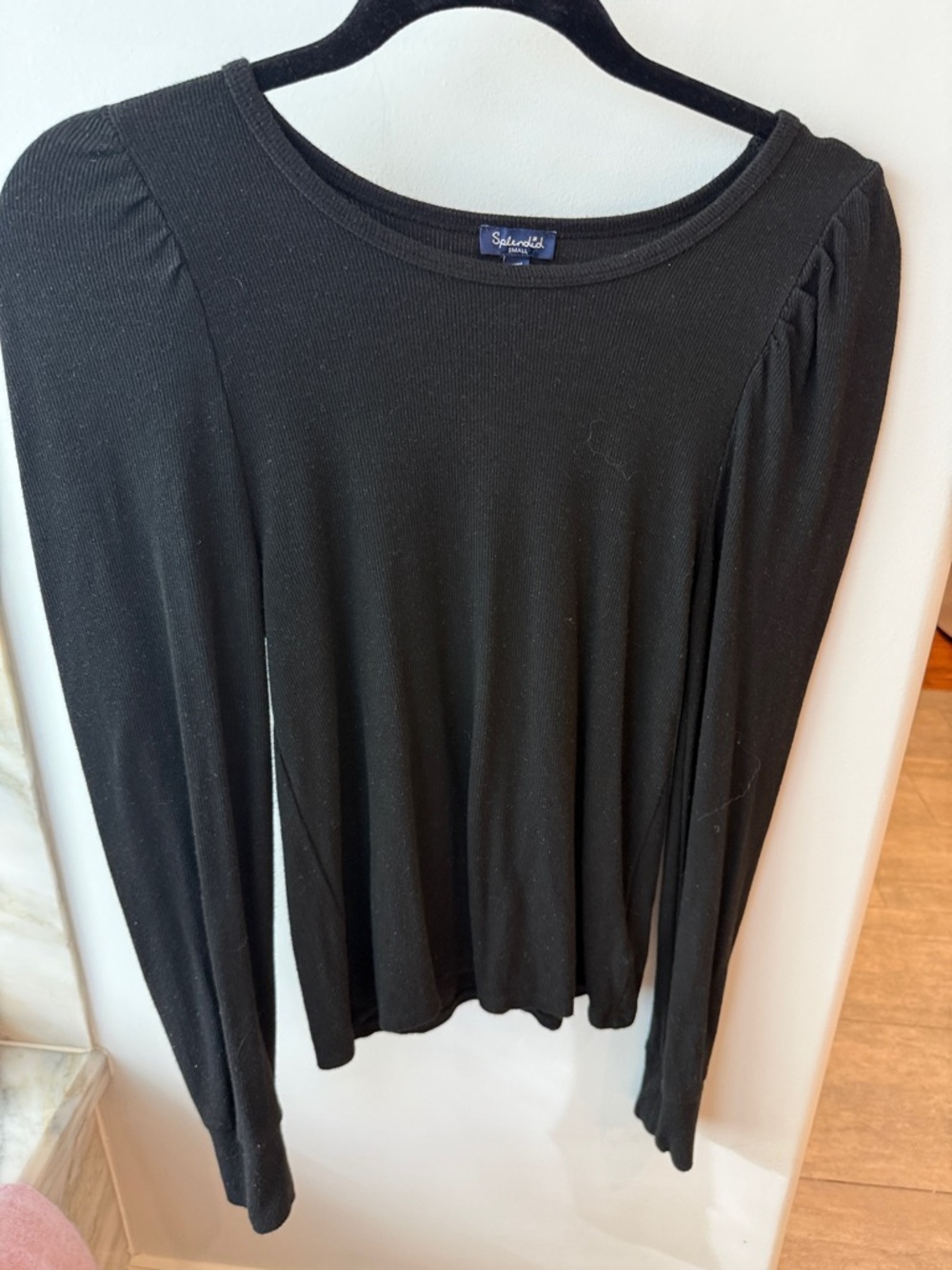 Splendid Black Ribbed Scoop-Neck Long Sleeve Top